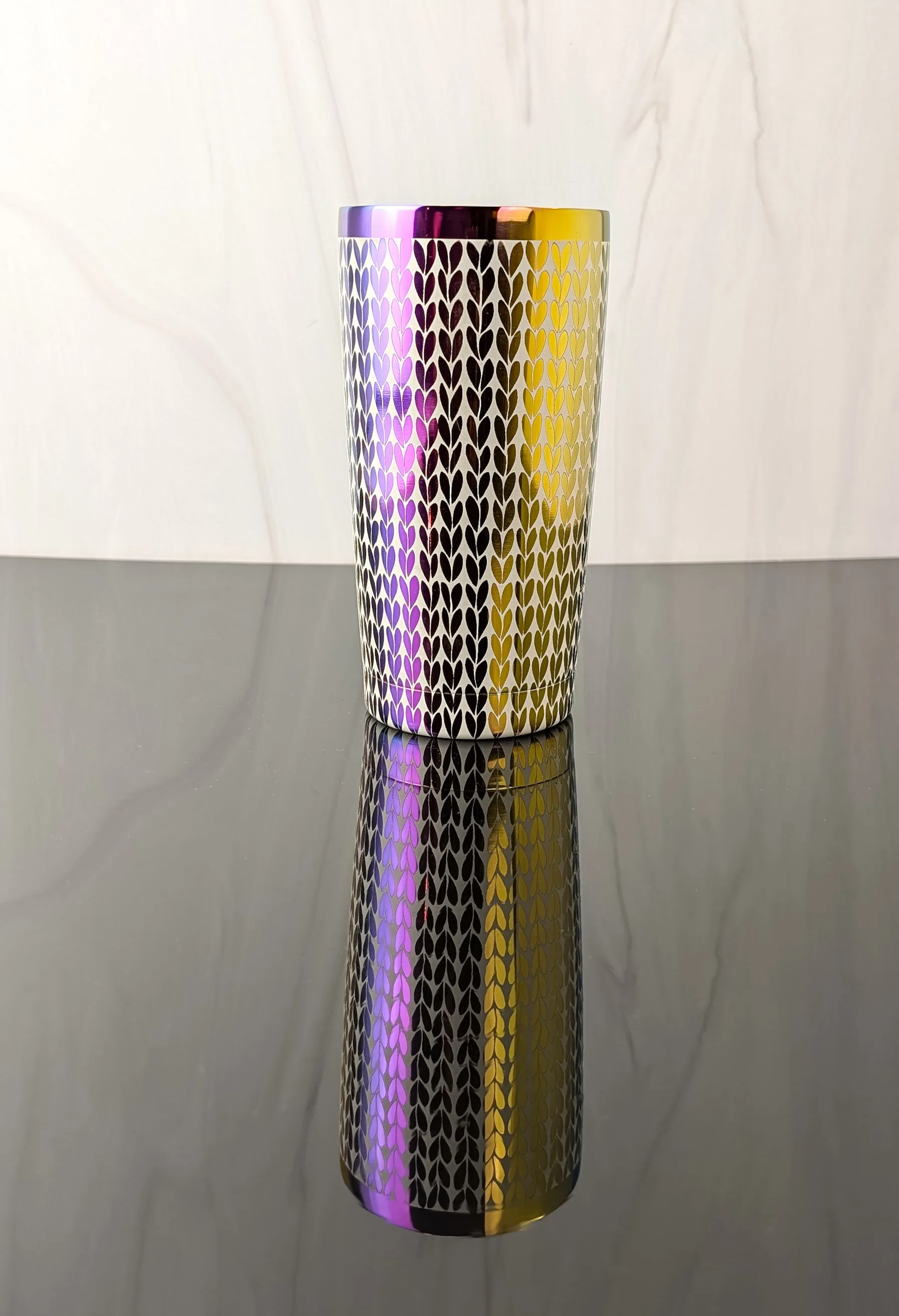 Knit Tumbler (20oz travel mug style) - rainbow