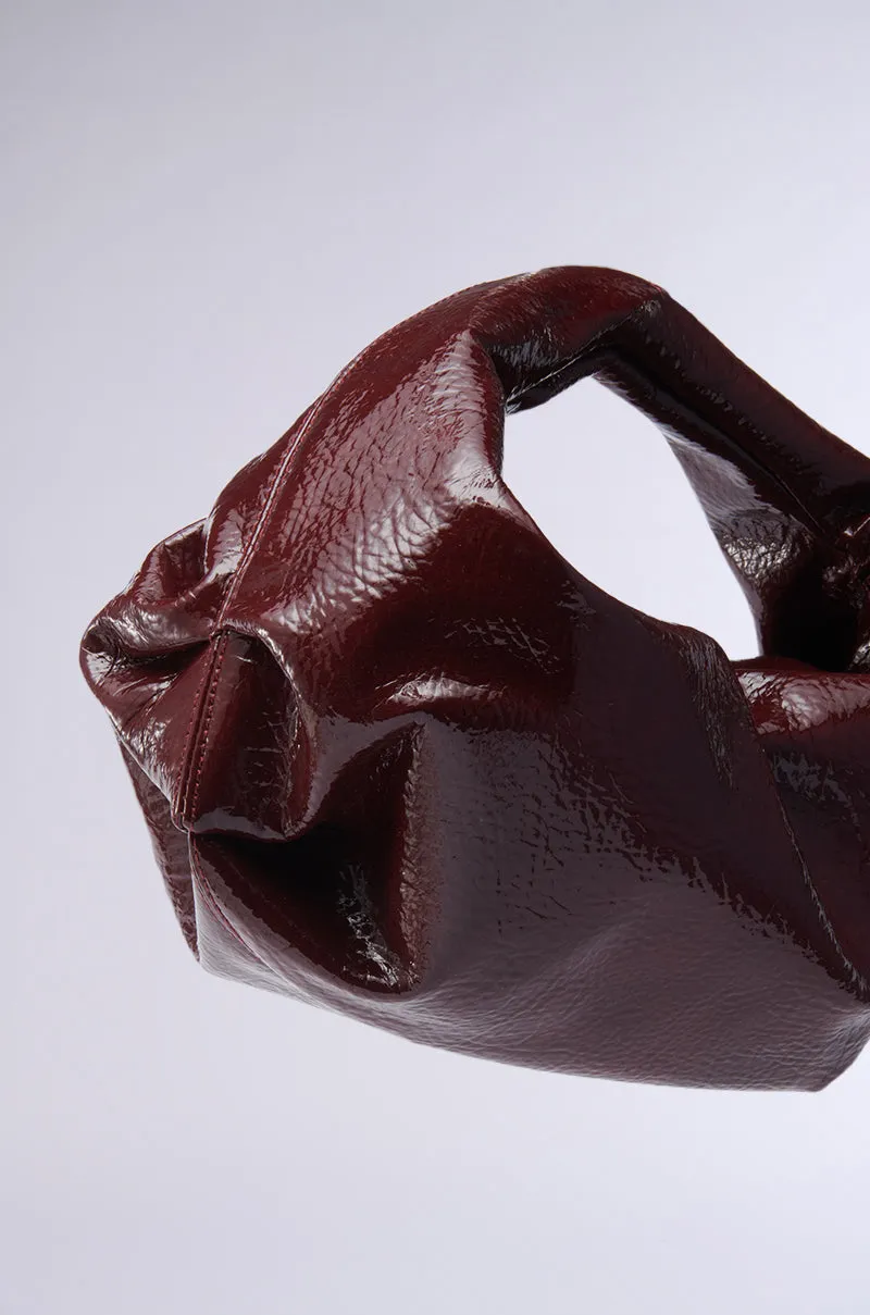 LEATHER LOVIN' PU PURSE IN BURGUNDY