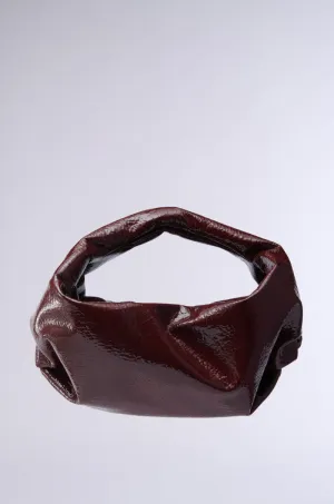 LEATHER LOVIN' PU PURSE IN BURGUNDY