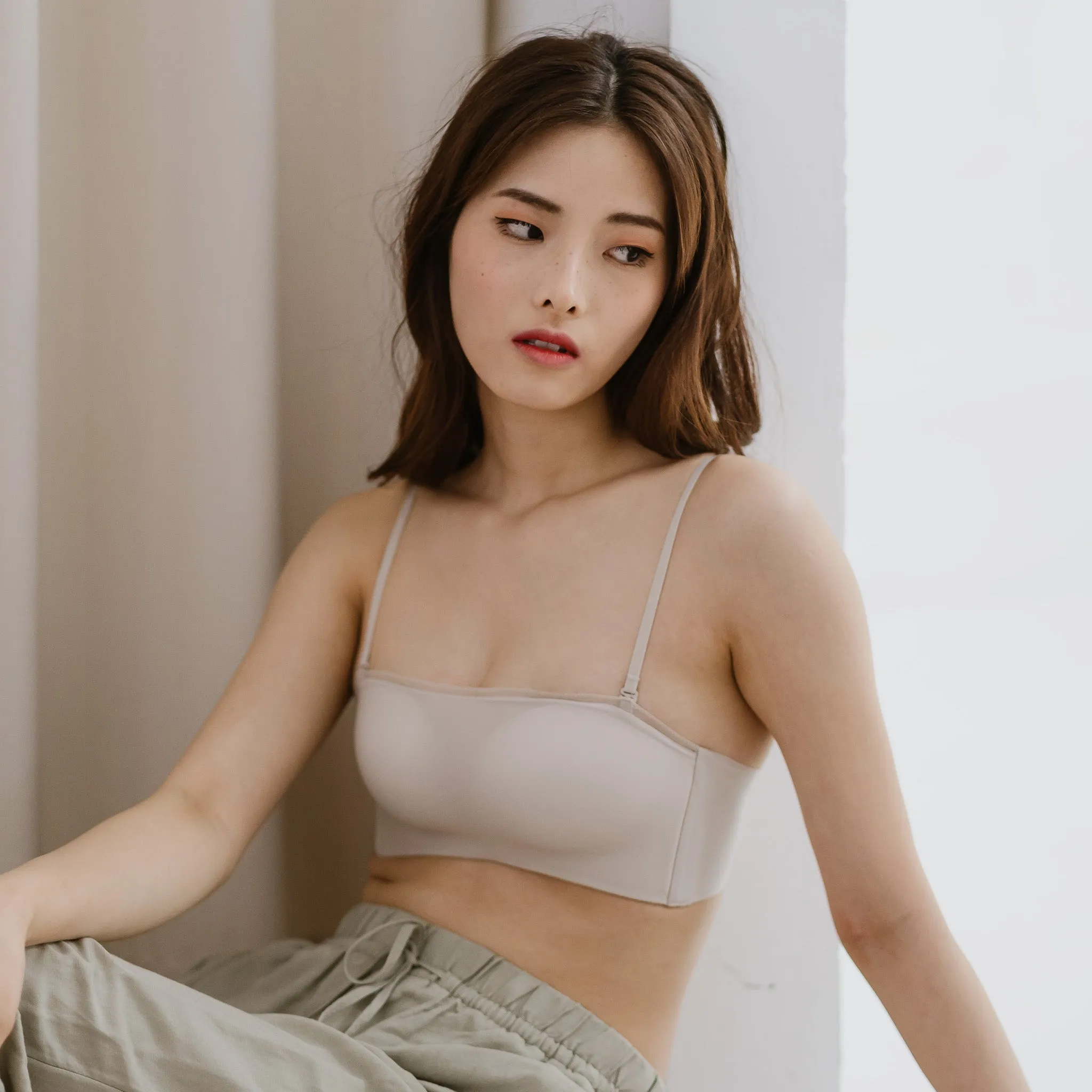 Lifting-Bandeau Modal 2-in-1 Wireless Bra in Creme Nude