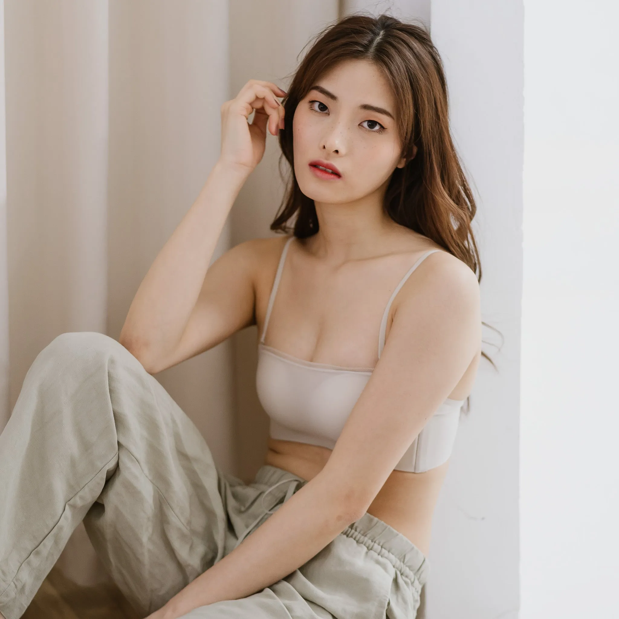 Lifting-Bandeau Modal 2-in-1 Wireless Bra in Creme Nude