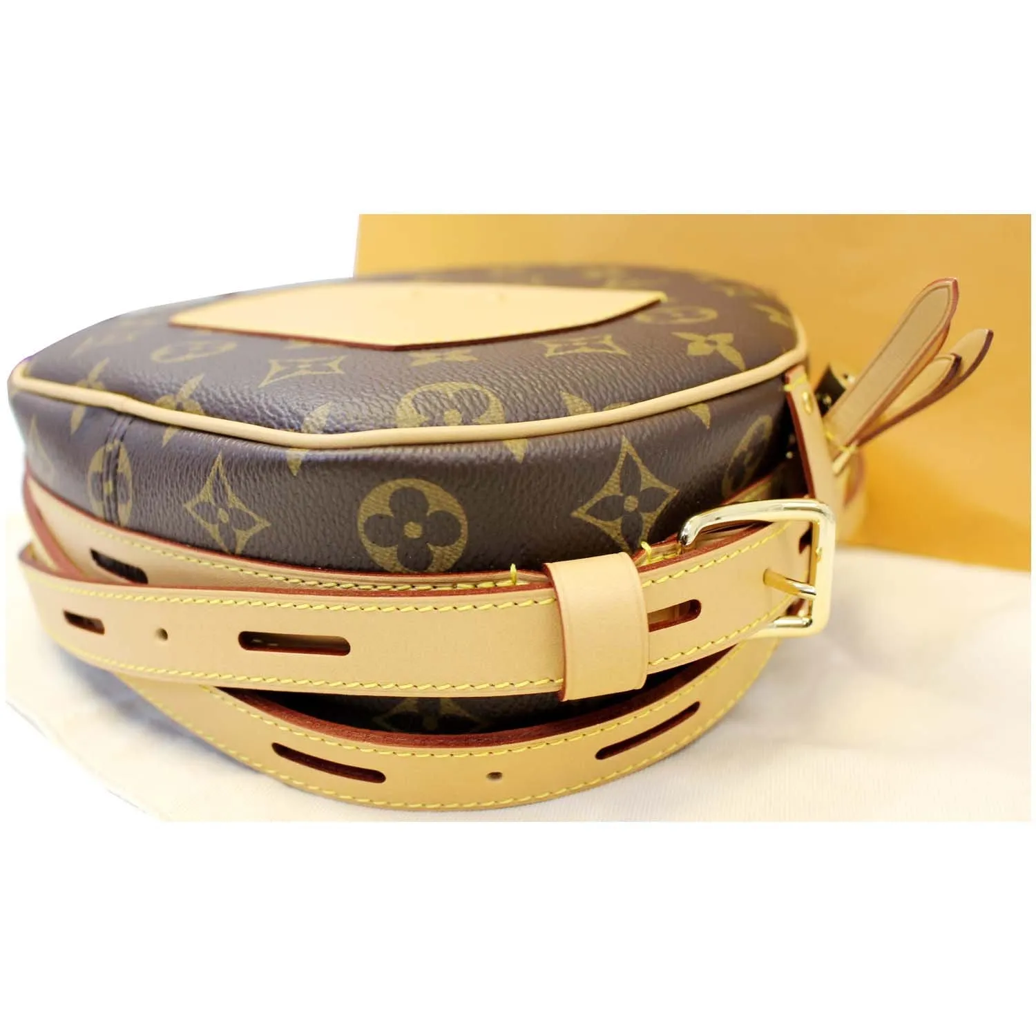 LOUIS VUITTON Boite Chapeau Souple Monogram Canvas Shoulder Bag