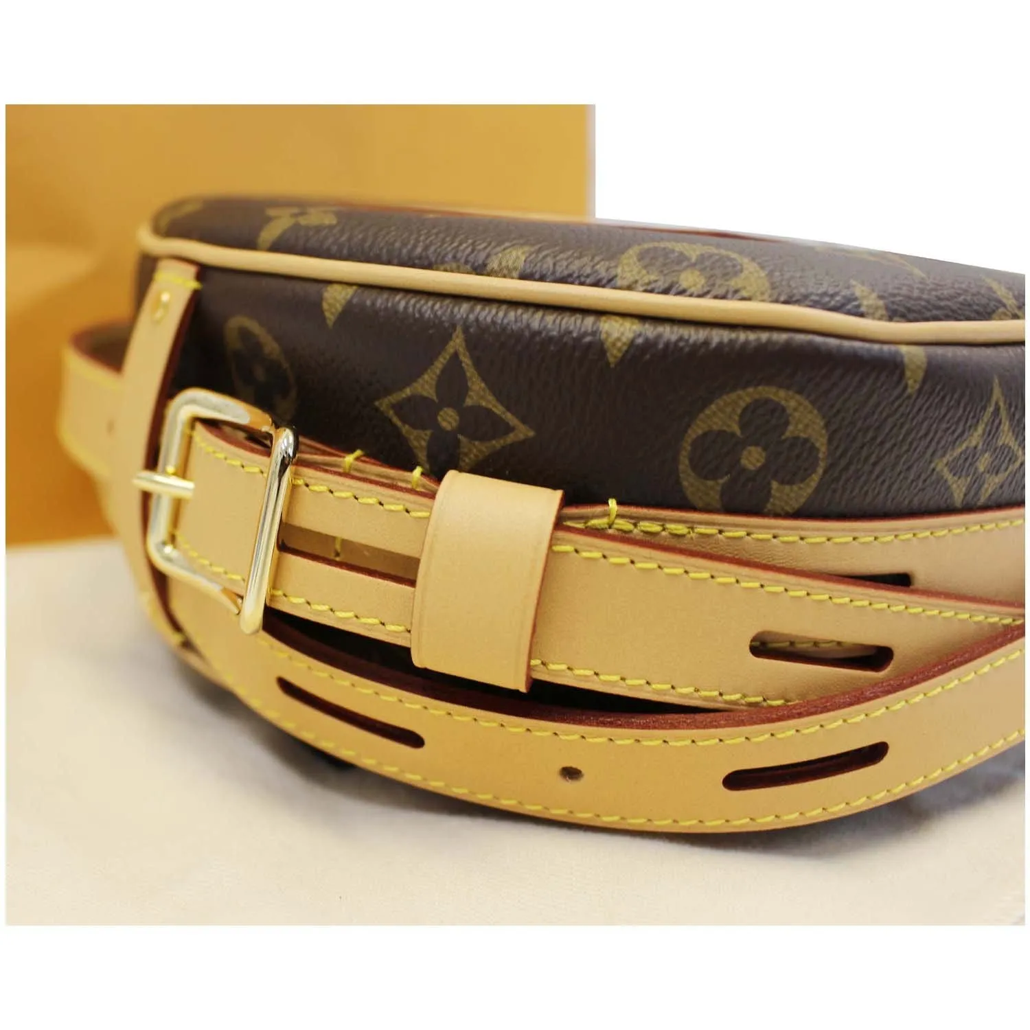 LOUIS VUITTON Boite Chapeau Souple Monogram Canvas Shoulder Bag