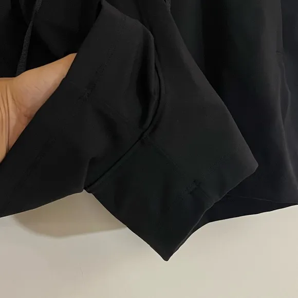 Lululemon On the Fly Short *2.5&quot; Black 2
