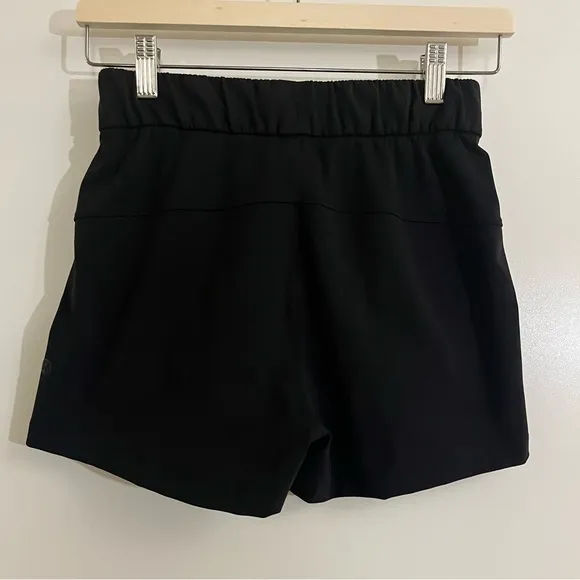 Lululemon On the Fly Short *2.5&quot; Black 2