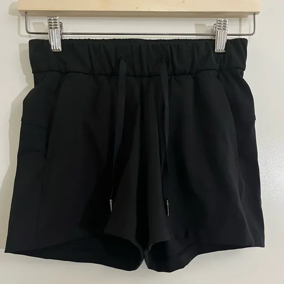 Lululemon On the Fly Short *2.5&quot; Black 2