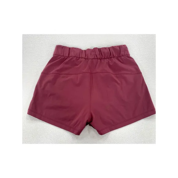 Lululemon On The Fly Short 2.5&quot; Misty Merlot Sz 4 Luxtreme