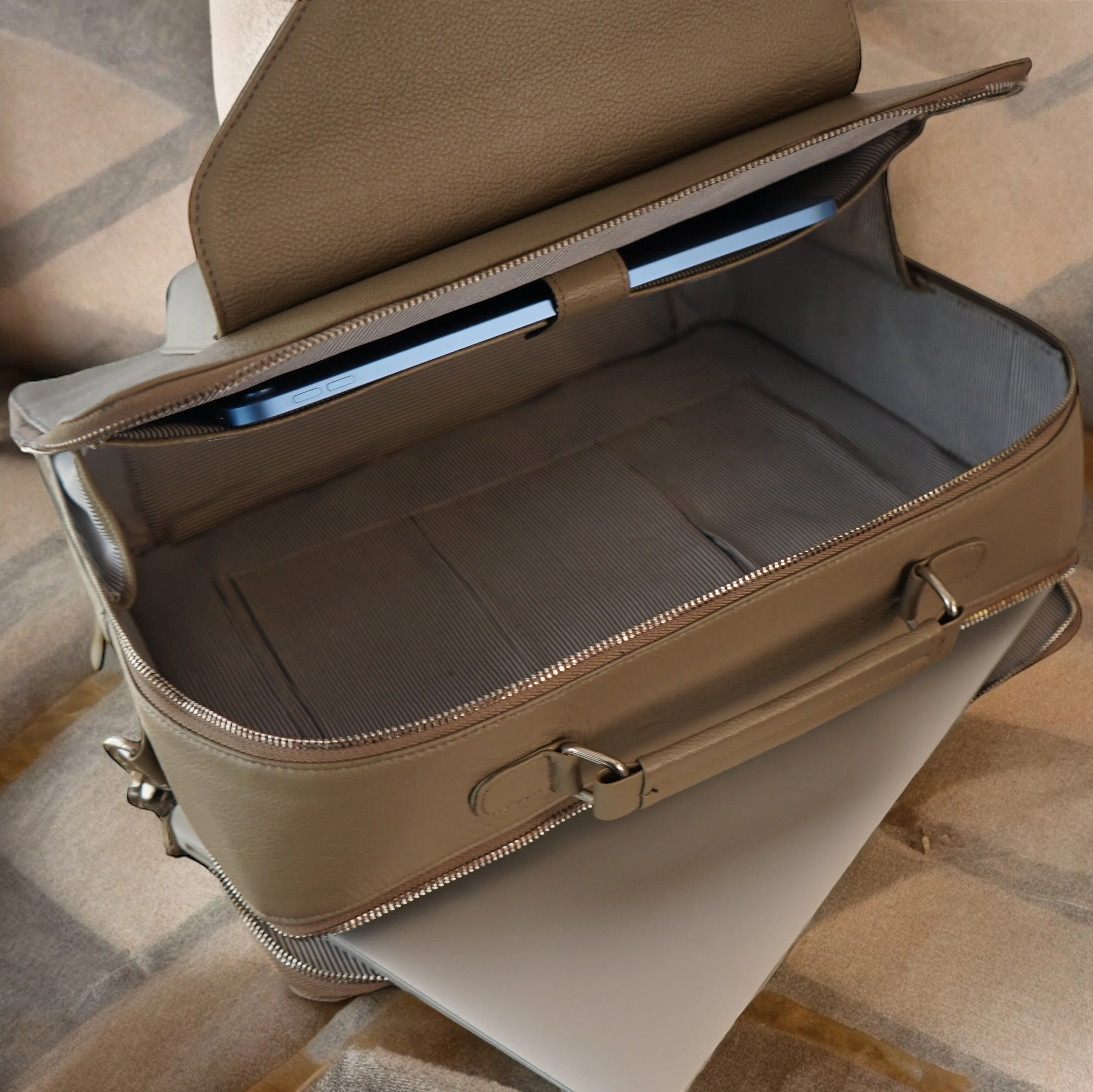 Luxe Envelope Laptop Bag