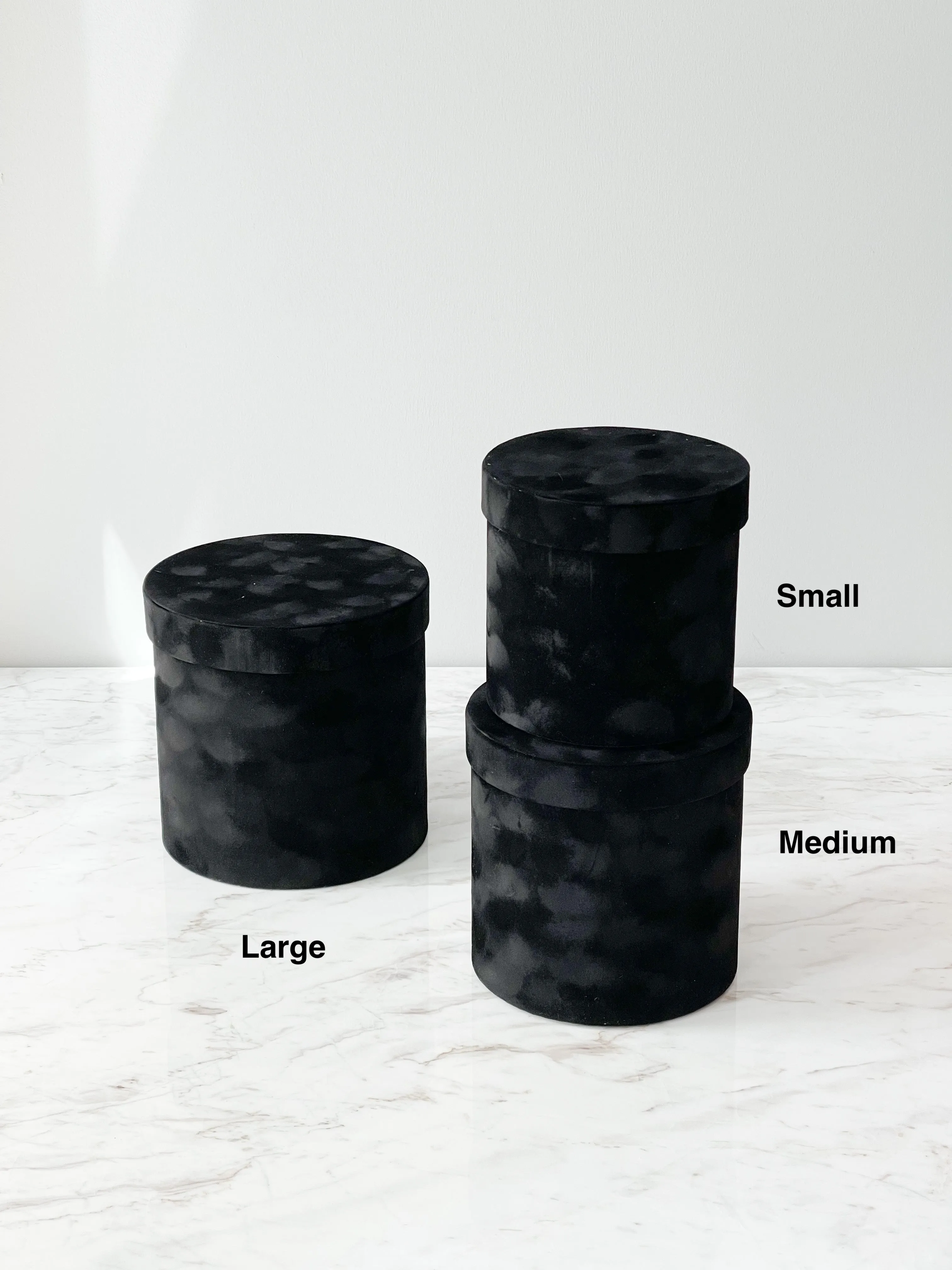 Luxury Velvet Cylinder Gift Box with Lid