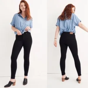 Madewell 9&quot; High Riser Skinny Skinny Black Jeans