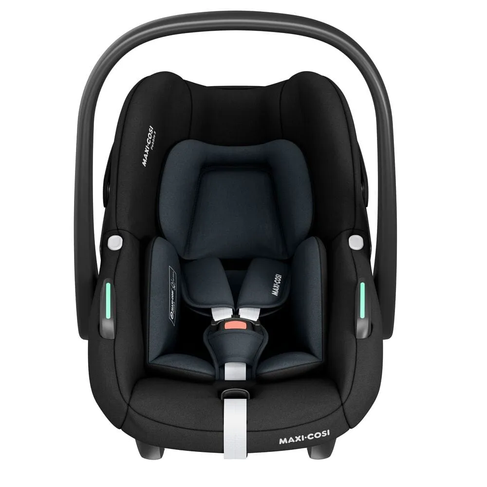 Maxi-Cosi Pebble S Car Seat in Tonal Black