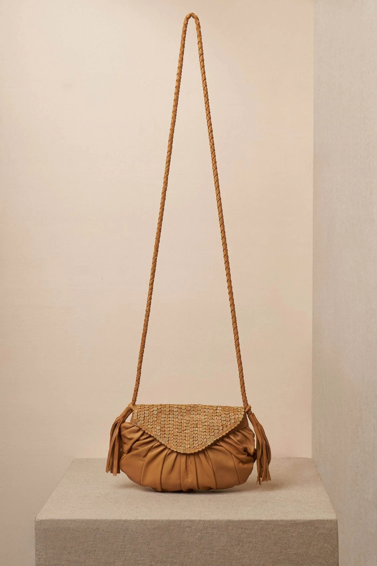 Maya Clutch