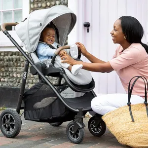 Meet Versatrax™ Travel System