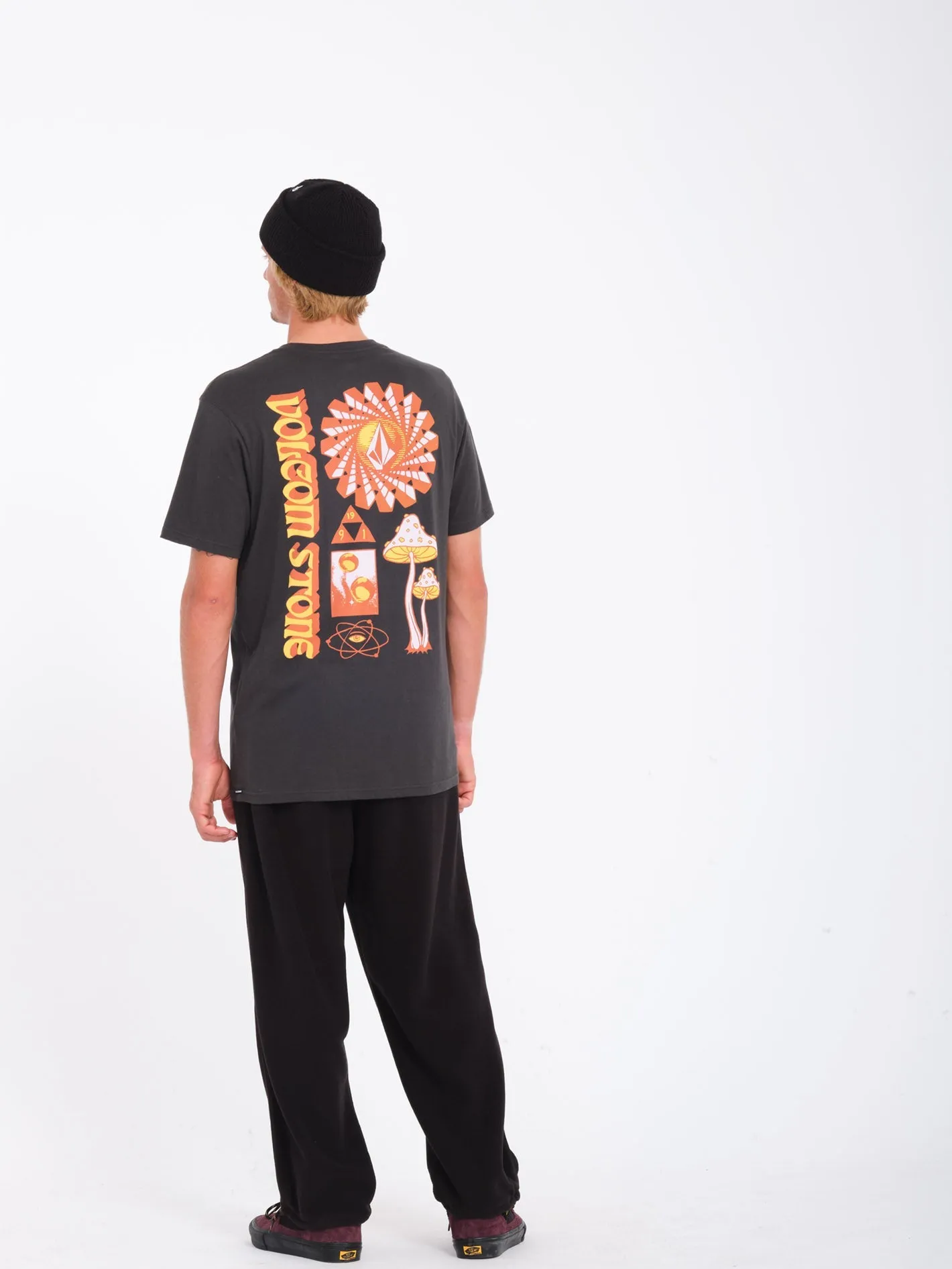 Molchat Farm To Yarn T-shirt - STEALTH