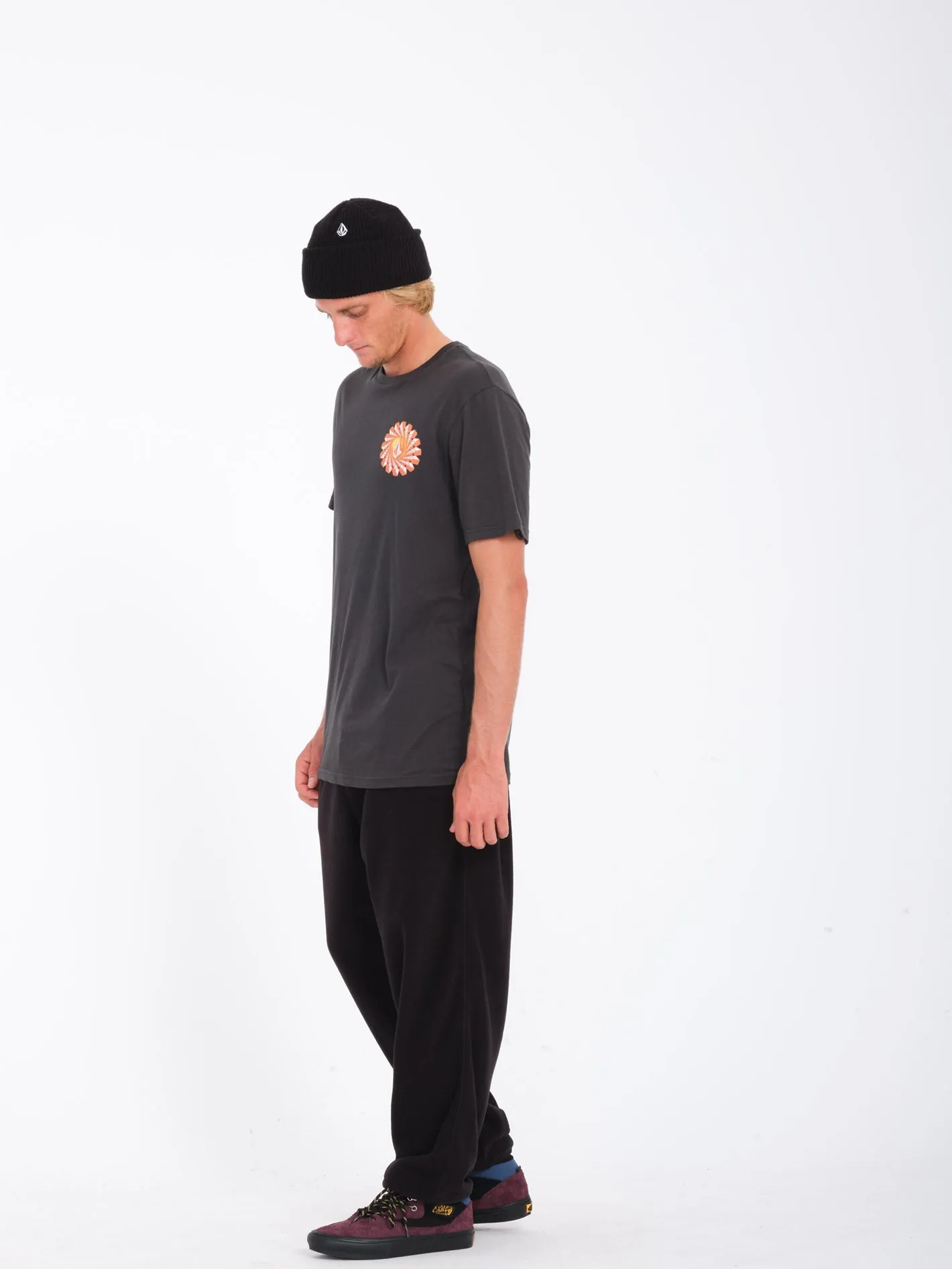 Molchat Farm To Yarn T-shirt - STEALTH