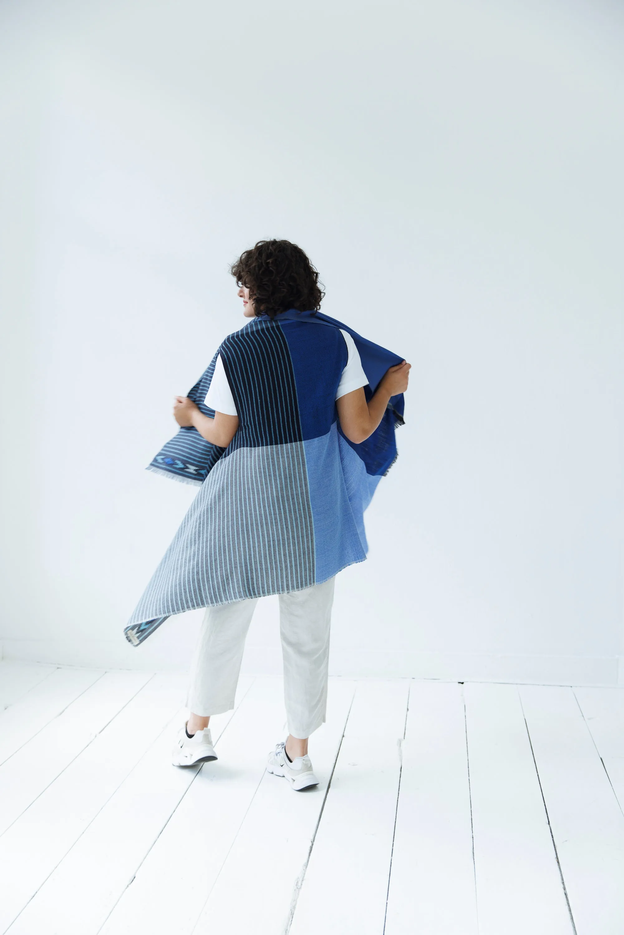 NEW! Light Wool Cape Fusion Blue