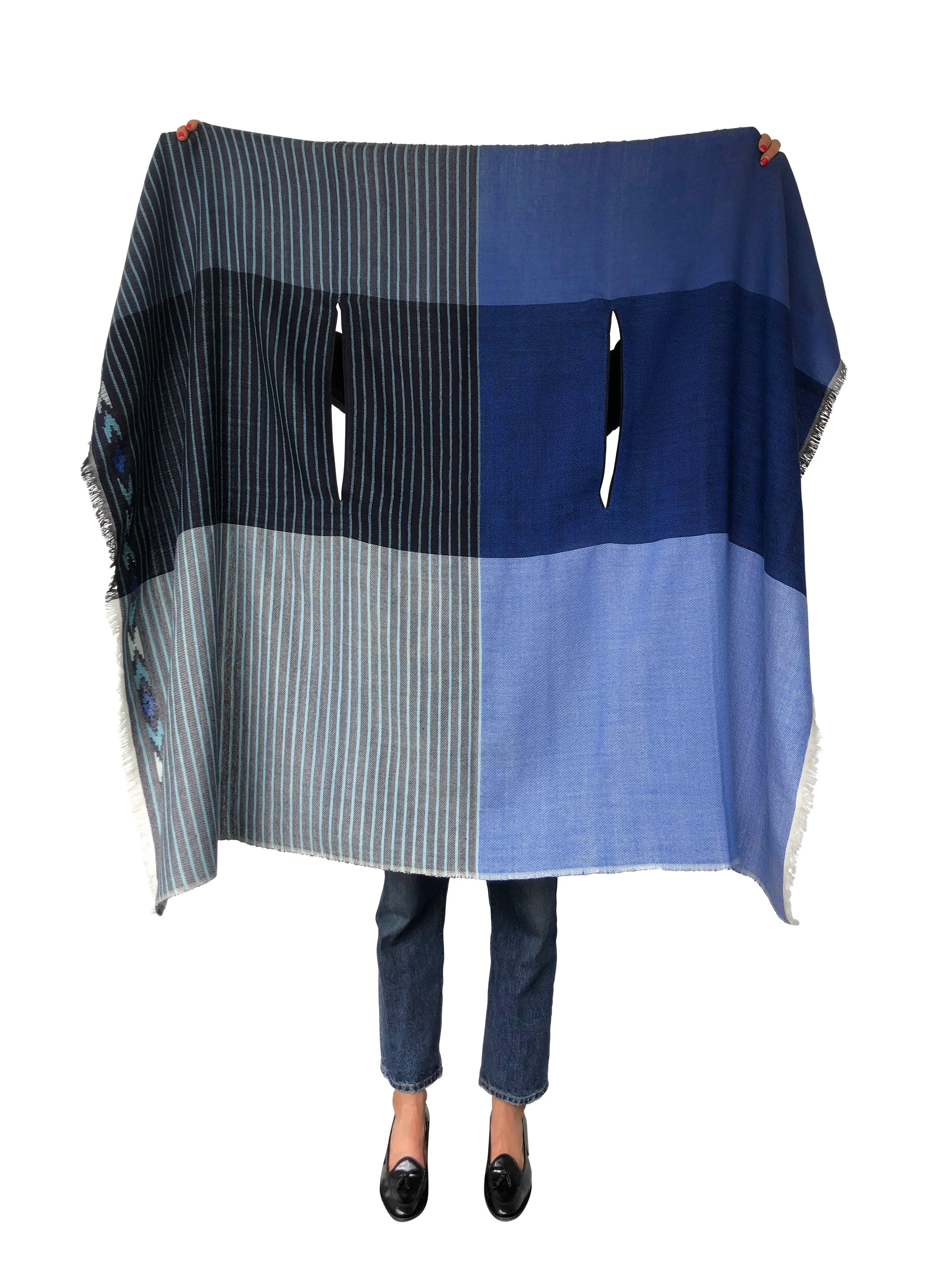 NEW! Light Wool Cape Fusion Blue