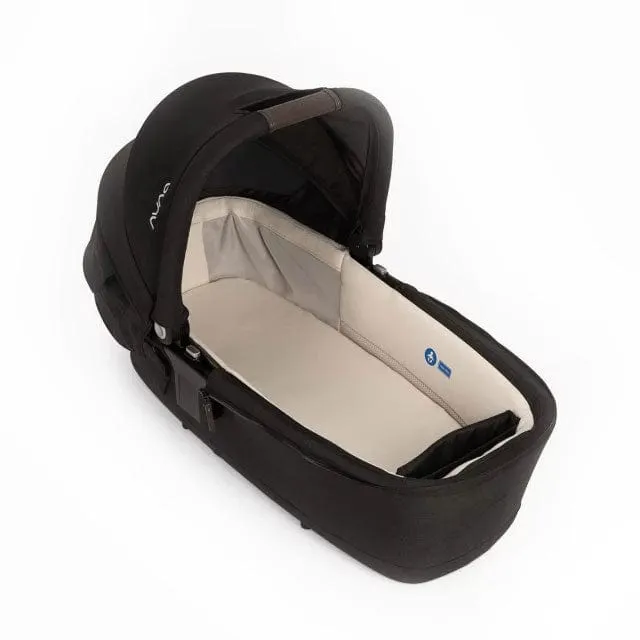 Nuna TRIV Next URBN Travel System (Caviar)