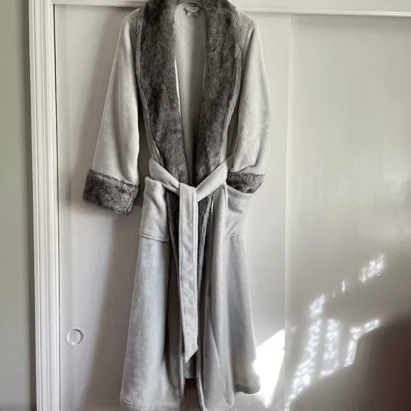 NWOT Soma Luxe Faux Fur Plush Full Length Wrap Robe Size S/M Lunar Gray Lounge