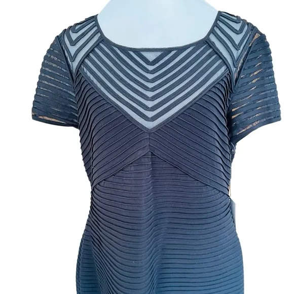 NWT Calvin Klein Short Sleeve Pin Tuck Dress Style Cd6a1q8c in black size 14