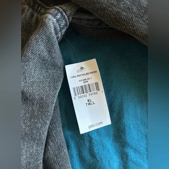 NWT Oversized Icon Denim Jacket by Gap in Washed Black Size XL Tall