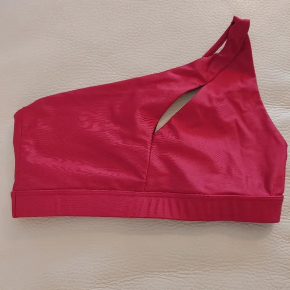 Onzie Sutra Bra - Red Liquid - M/L - Fits like a small