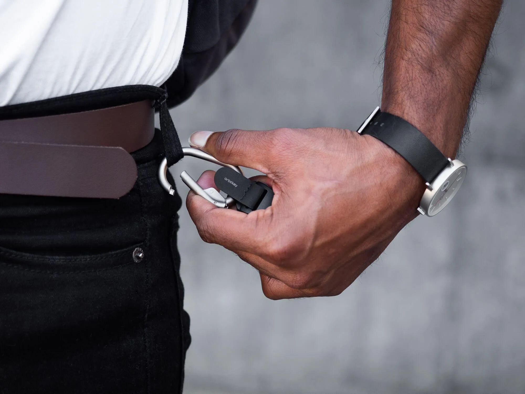 Orbitkey Clip v2