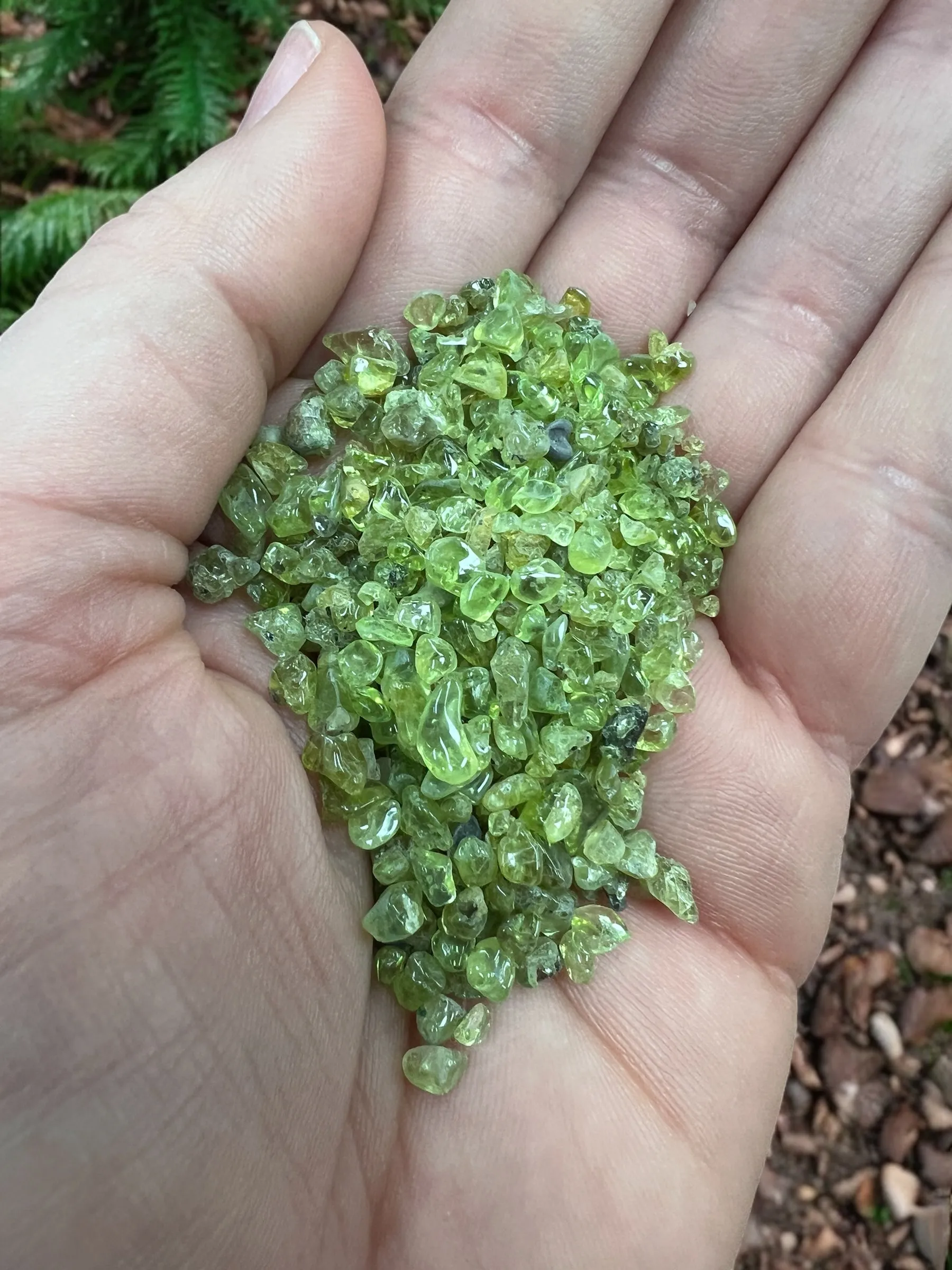 Peridot Gemstone Chips