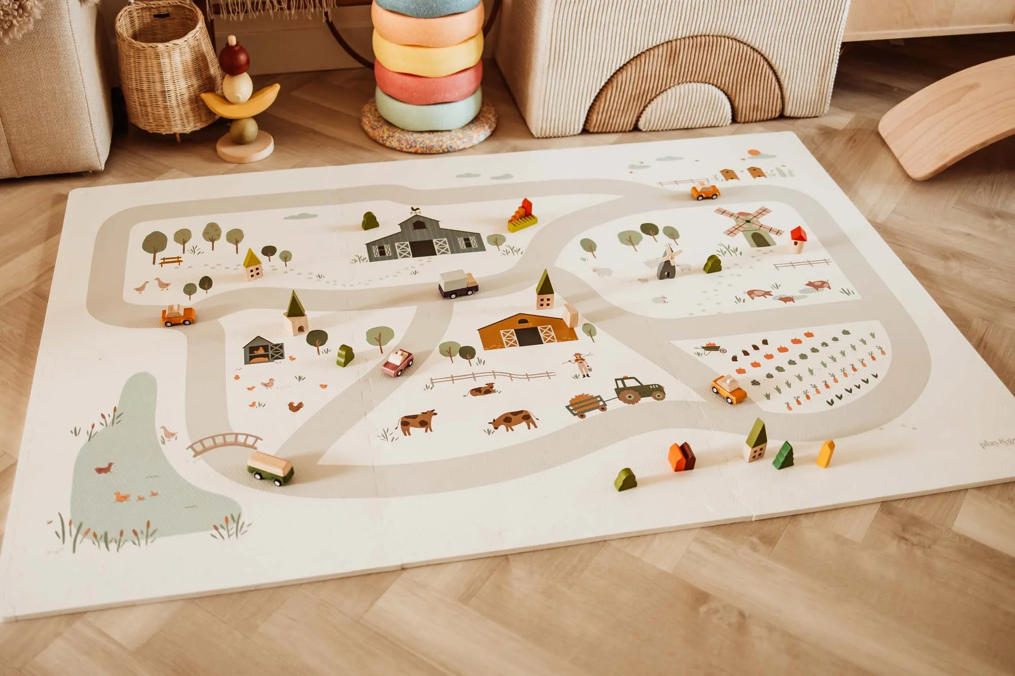 Play&Go EEVAA Puzzle Playmat Farm (Min of 1, multiples of 1)