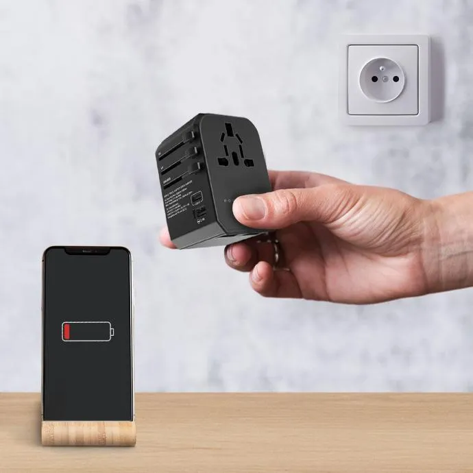 Powerology - Universal Charger 45W PD   Triple USB-A 2.4A Ports - MND
