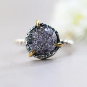 Purple round druzy quartz ring in silver bezel and brass prongs setting with oxidized sterling silver twist design band