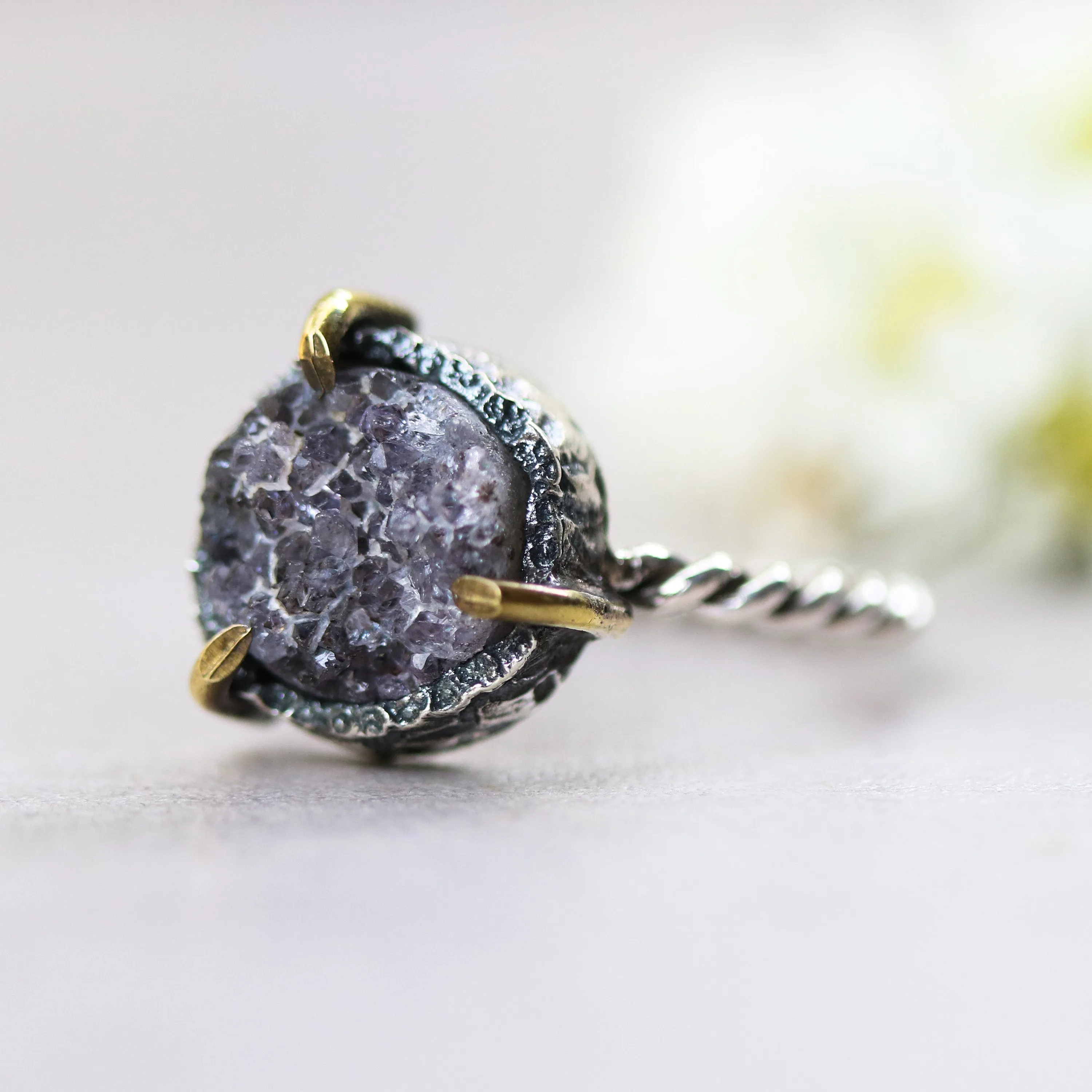 Purple round druzy quartz ring in silver bezel and brass prongs setting with oxidized sterling silver twist design band