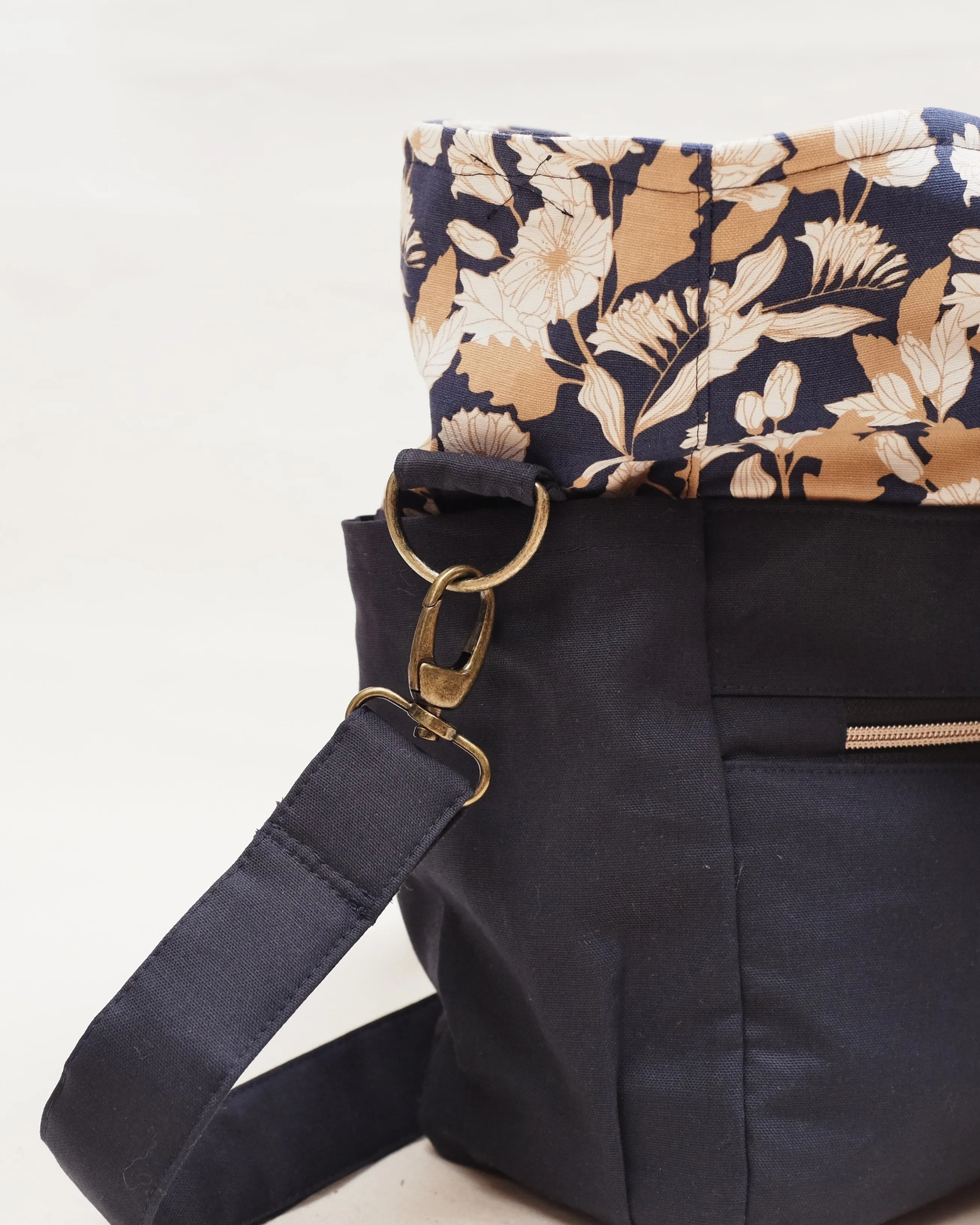 Qualicum Bag