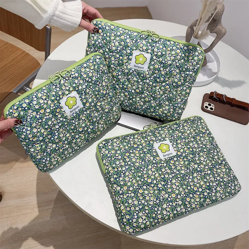 Quilted Cute Pink Green Floral Plaid iPad Bag,Laptop Sleeve,Laptop Bag