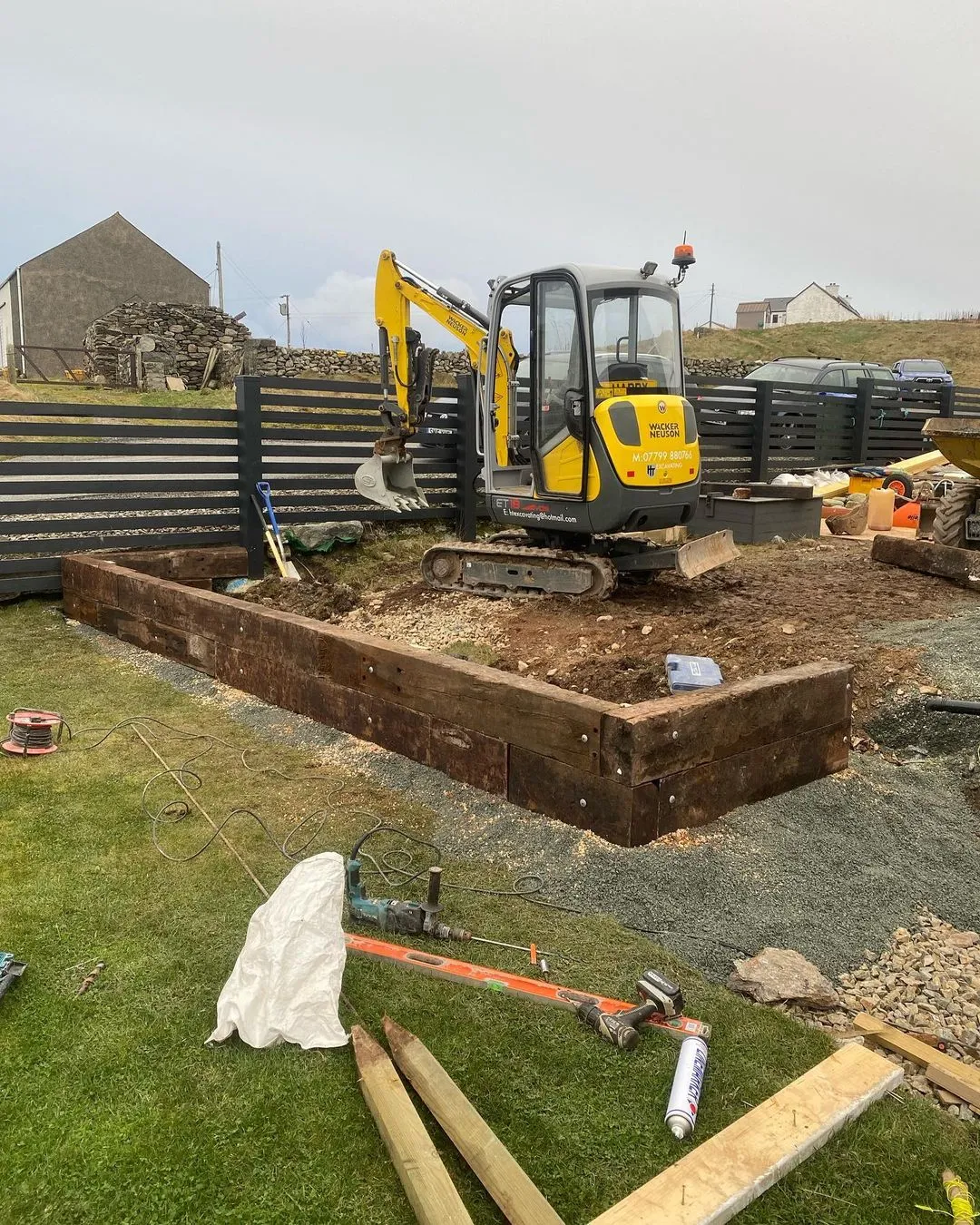 Raptor 600 Mini Digger Hydraulic Excavator Thumb - 1.2 to 2 tonne