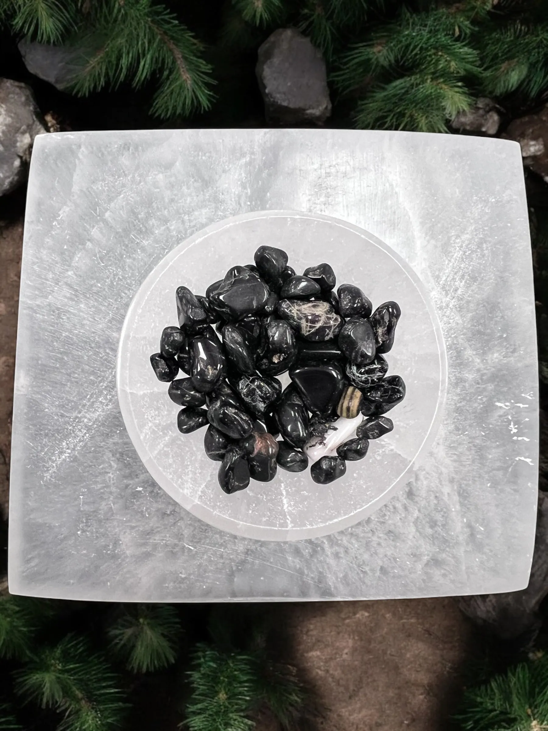 Raven's Cauldron Protection Blend Gemstone Chips