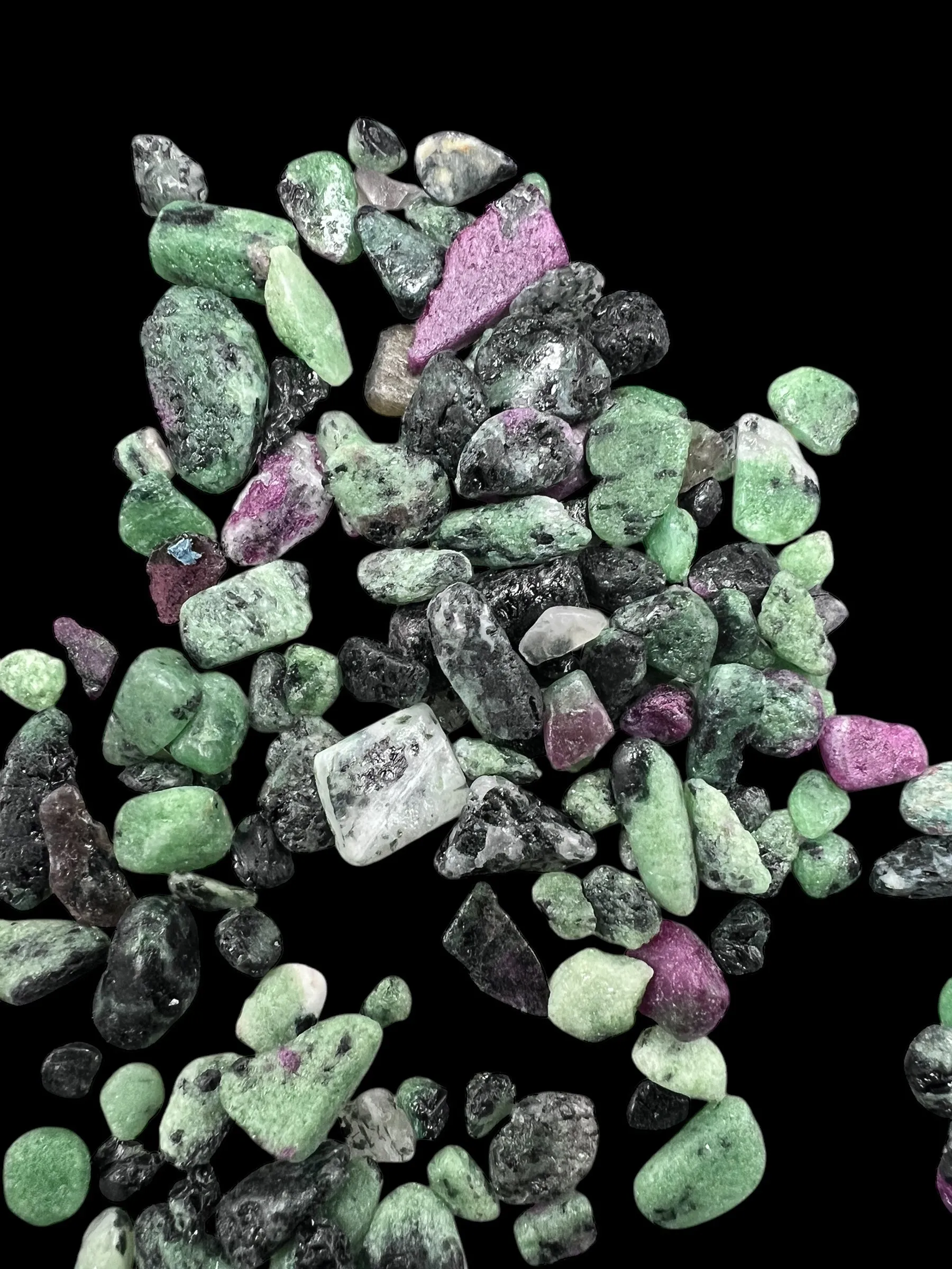 Ruby Zoisite Gemstone Chips