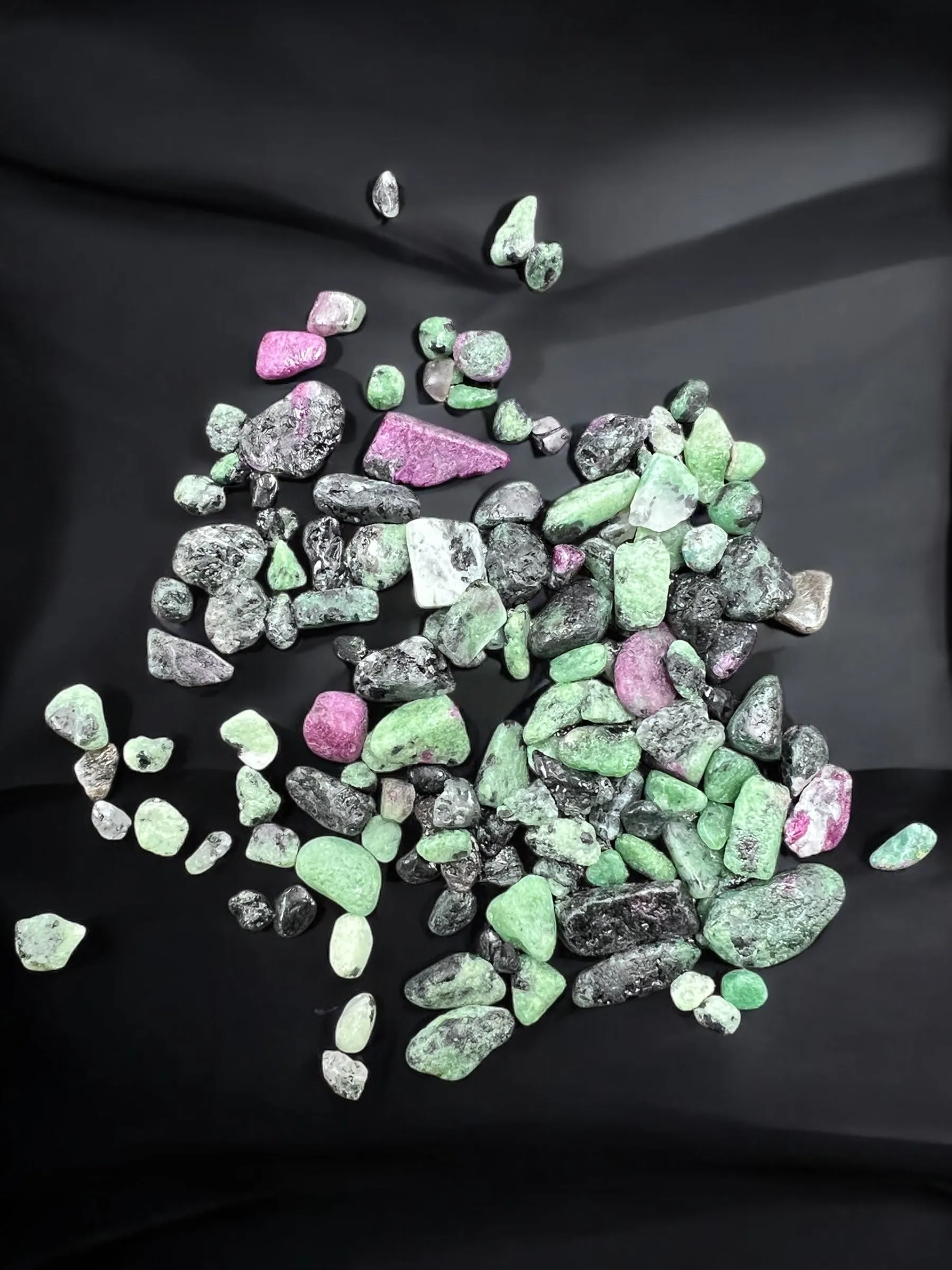 Ruby Zoisite Gemstone Chips