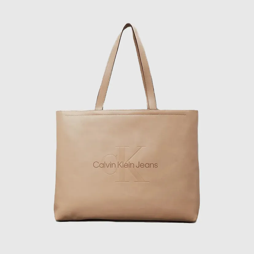 Sculpted Slim Tote Bag - Beige