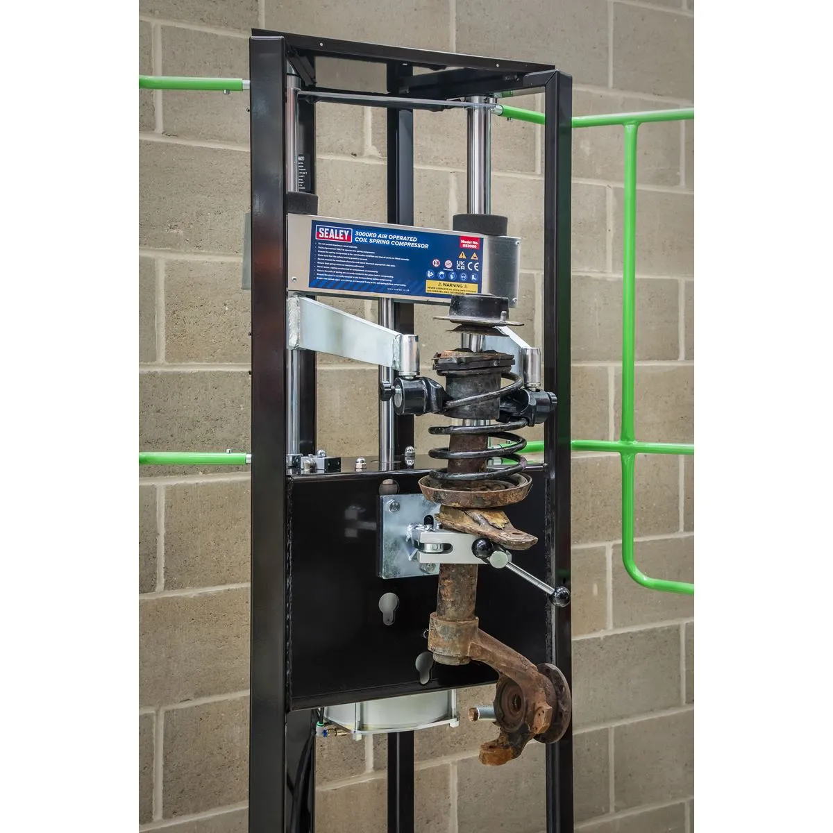 Sealey Air Operated Coil Spring Compressor 3000kg
