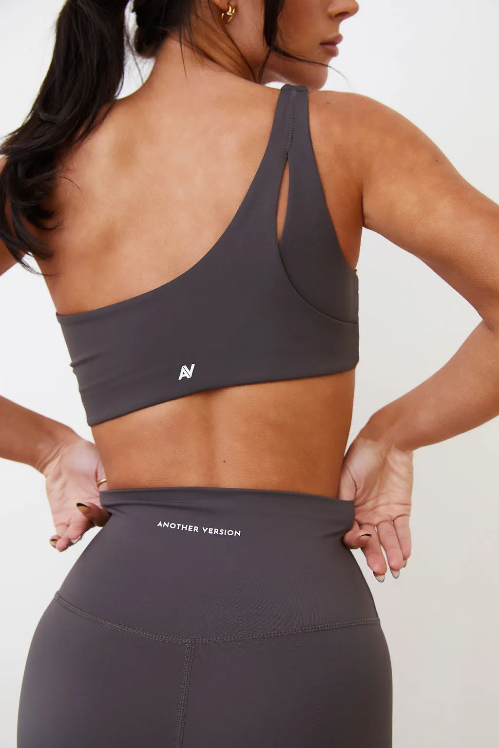 SECOND SKIN ONE SHOULDER BRA - CHARCOAL