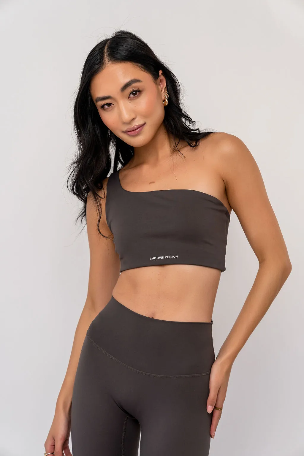 SECOND SKIN ONE SHOULDER BRA - CHARCOAL