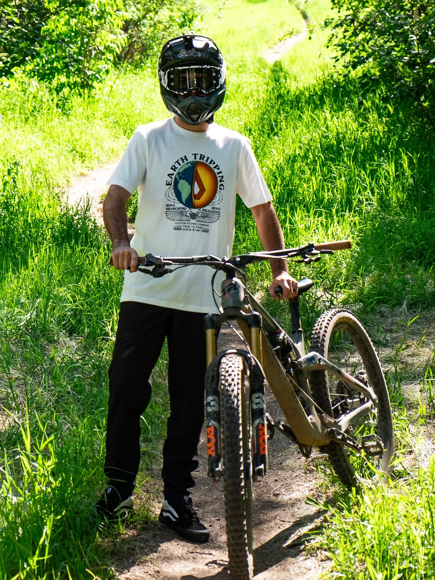 Section Farm To Yarn T-shirt - OFF WHITE