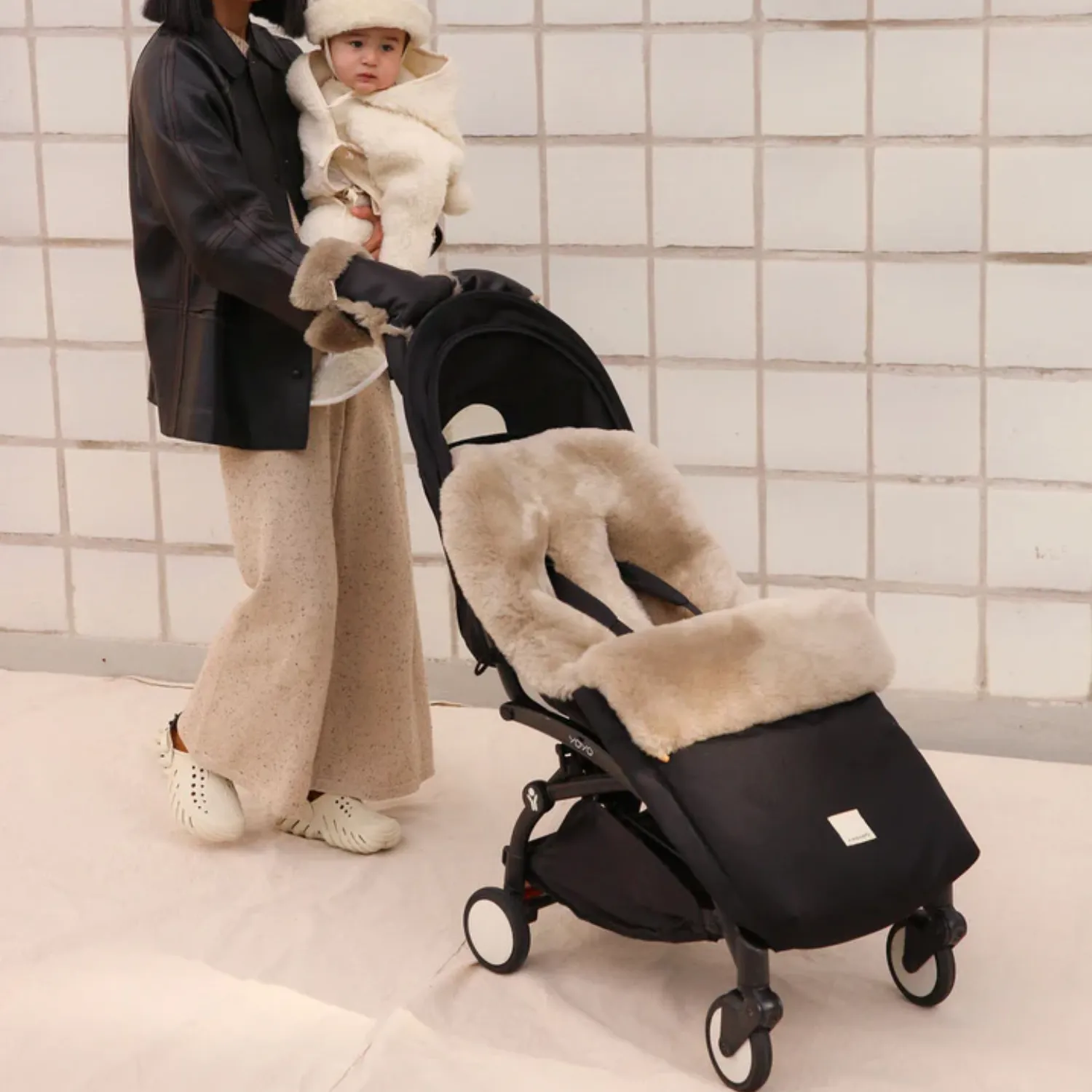 Sheepskin Buggy Puffmuff (Toast)