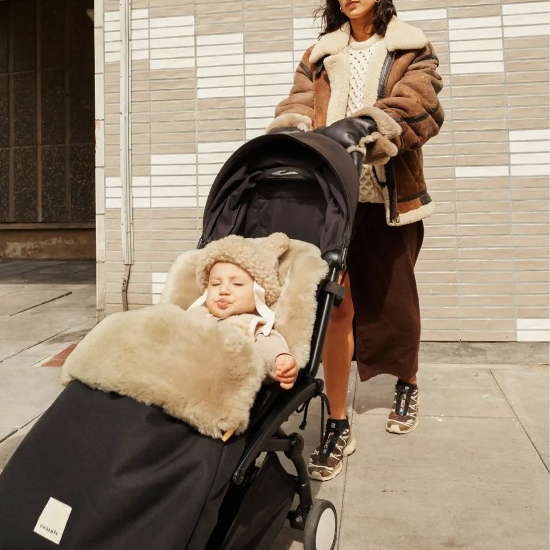Sheepskin Buggy Puffmuff (Toast)