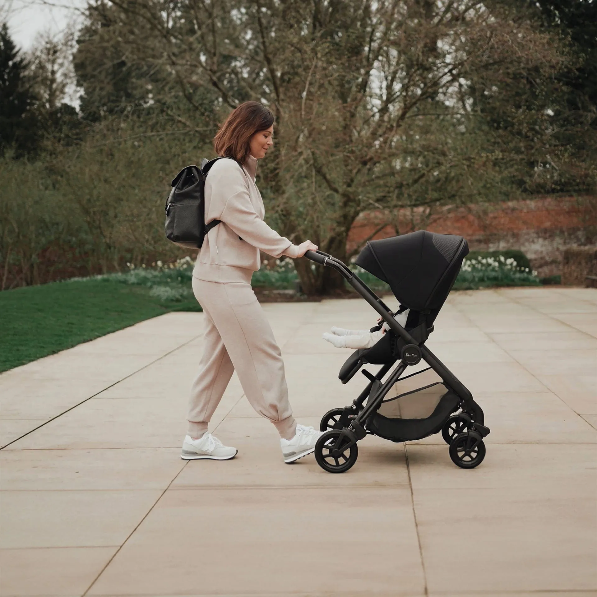 Silver Cross Dune 2 Maxi-Cosi Travel System in Space