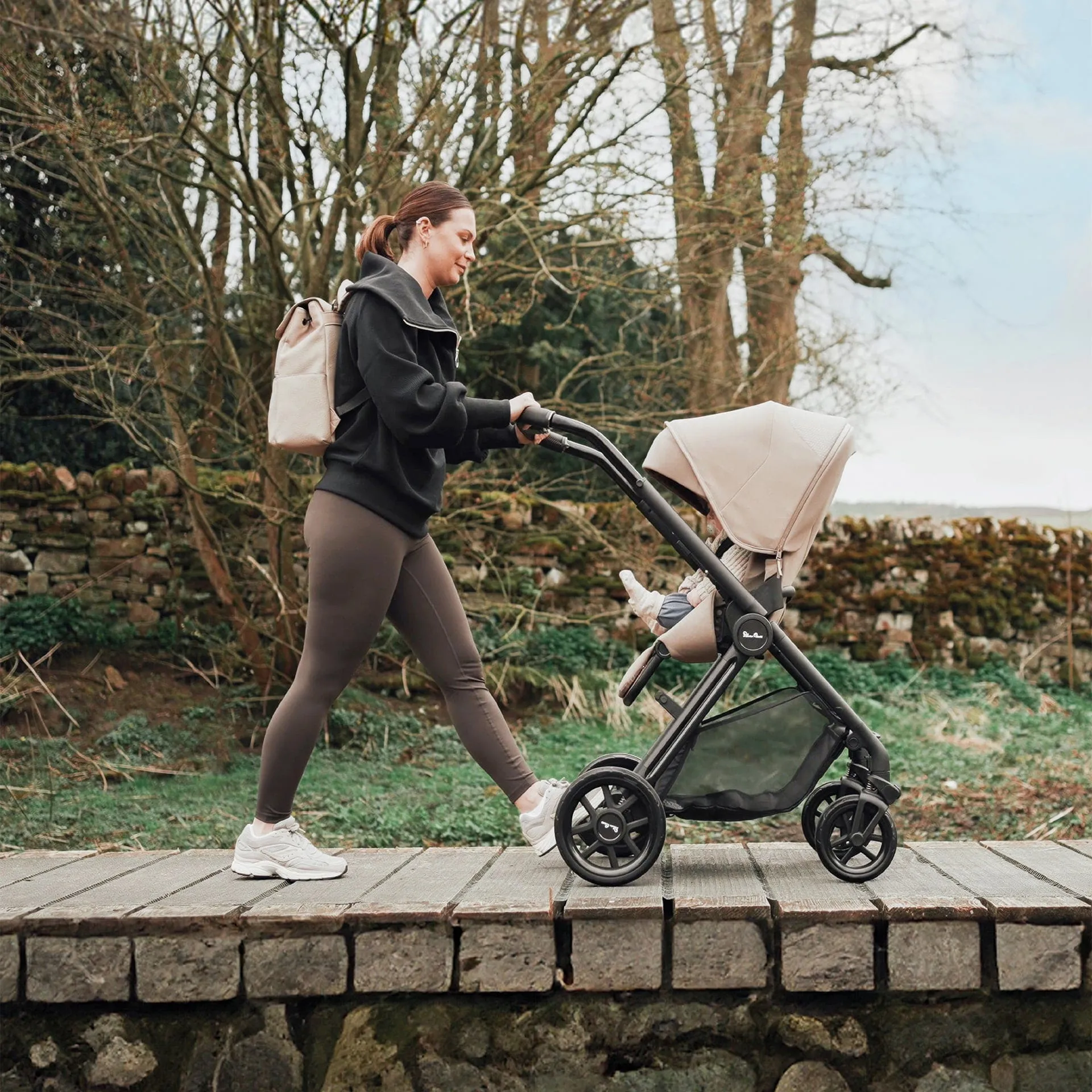 Silver Cross Reef 2 with First Bed Folding Carrycot - Mocha