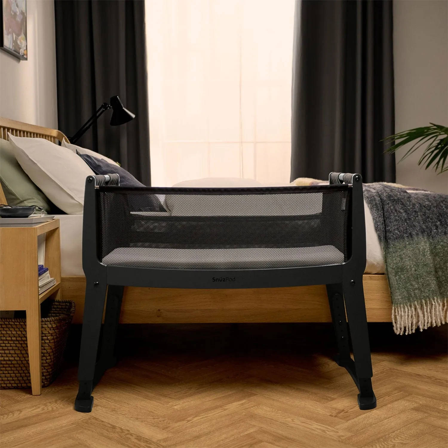 SnuzPod4 Studio Bedside Crib  - Brooklyn Graphite