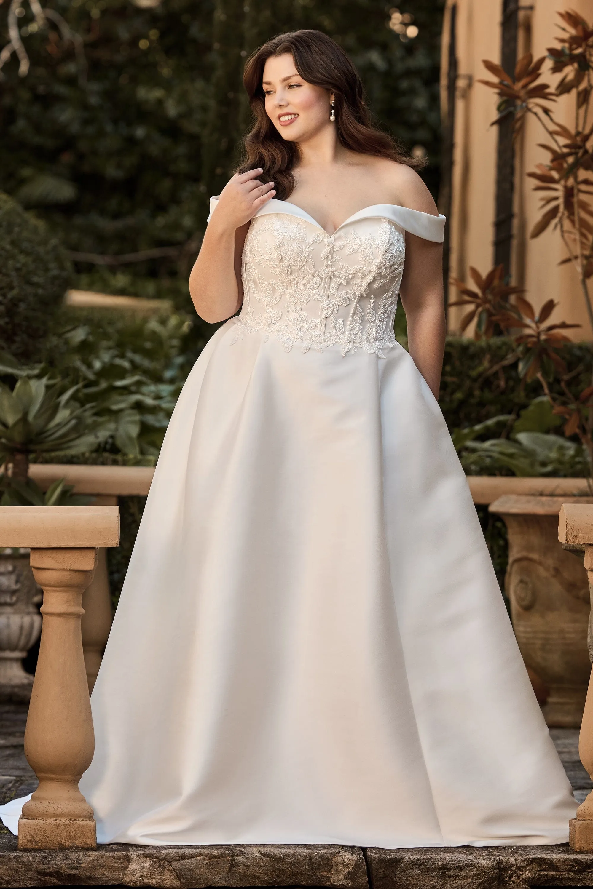 Sophia Tolli: Y3143FI - Erika