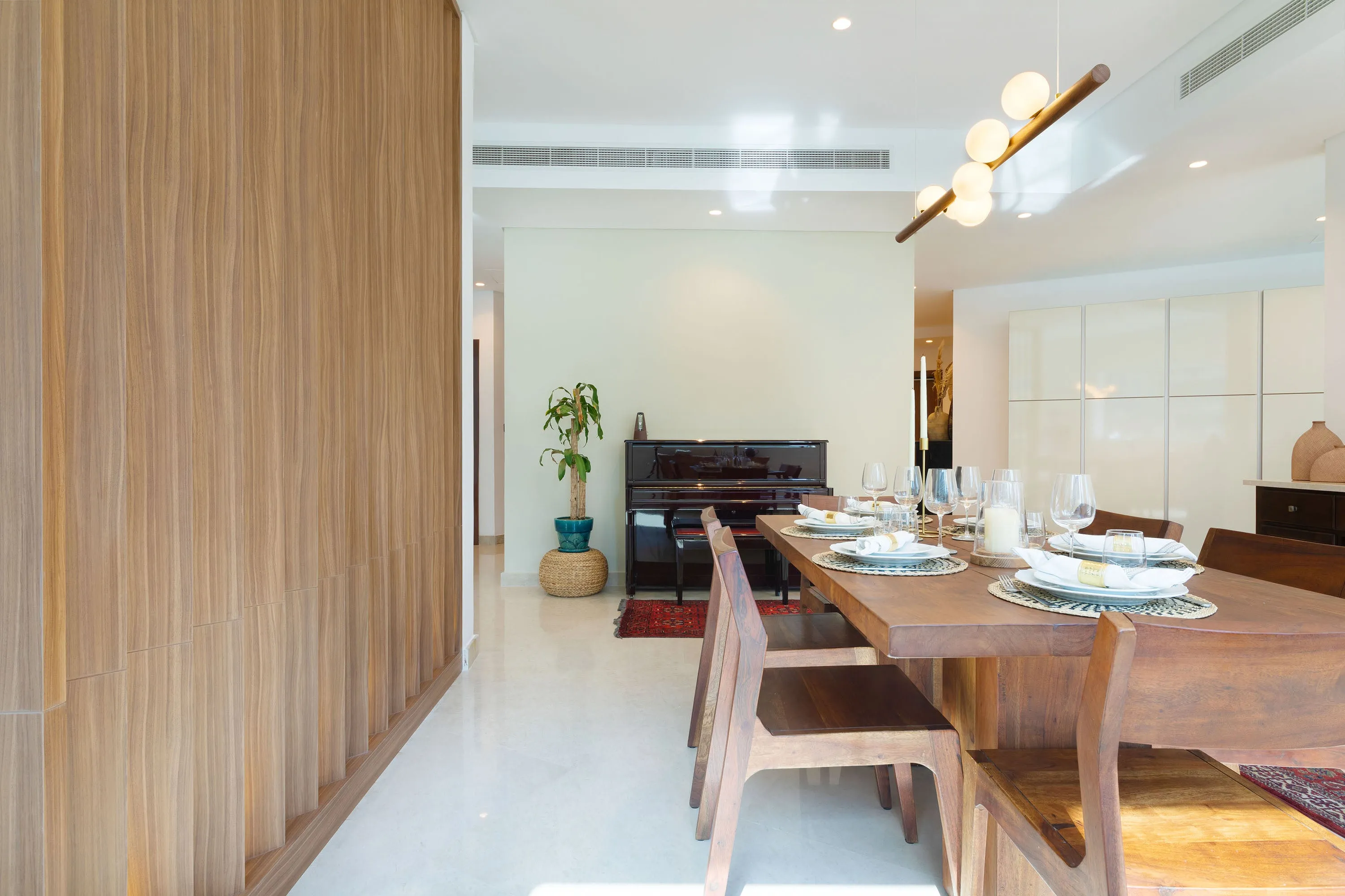 Stunning 3-Floor Villa w/ Kids Room & Rooftop Terrace over Dubai Marina